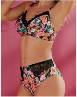 Slip Taille Haute Antigel Parfum De Kerala (Bain De Fleurs) 8 Slip Taille Haute Antigel Parfum De Kerala (Bain De Fleurs) -mesdessous slip taille haute antigel parfum de kerala bain de fleurs 1 2