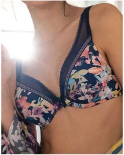 Soutien-gorge Coque Antigel Mille Pétales (Pétales Aquarelle) 11 Soutien-gorge Coque Antigel Mille Pétales (Pétales Aquarelle) -mesdessous soutien gorge coque antigel mille petales petales aquarelle 3